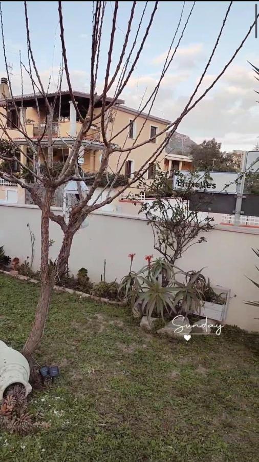 Casa Vacanze Олбия Екстериор снимка